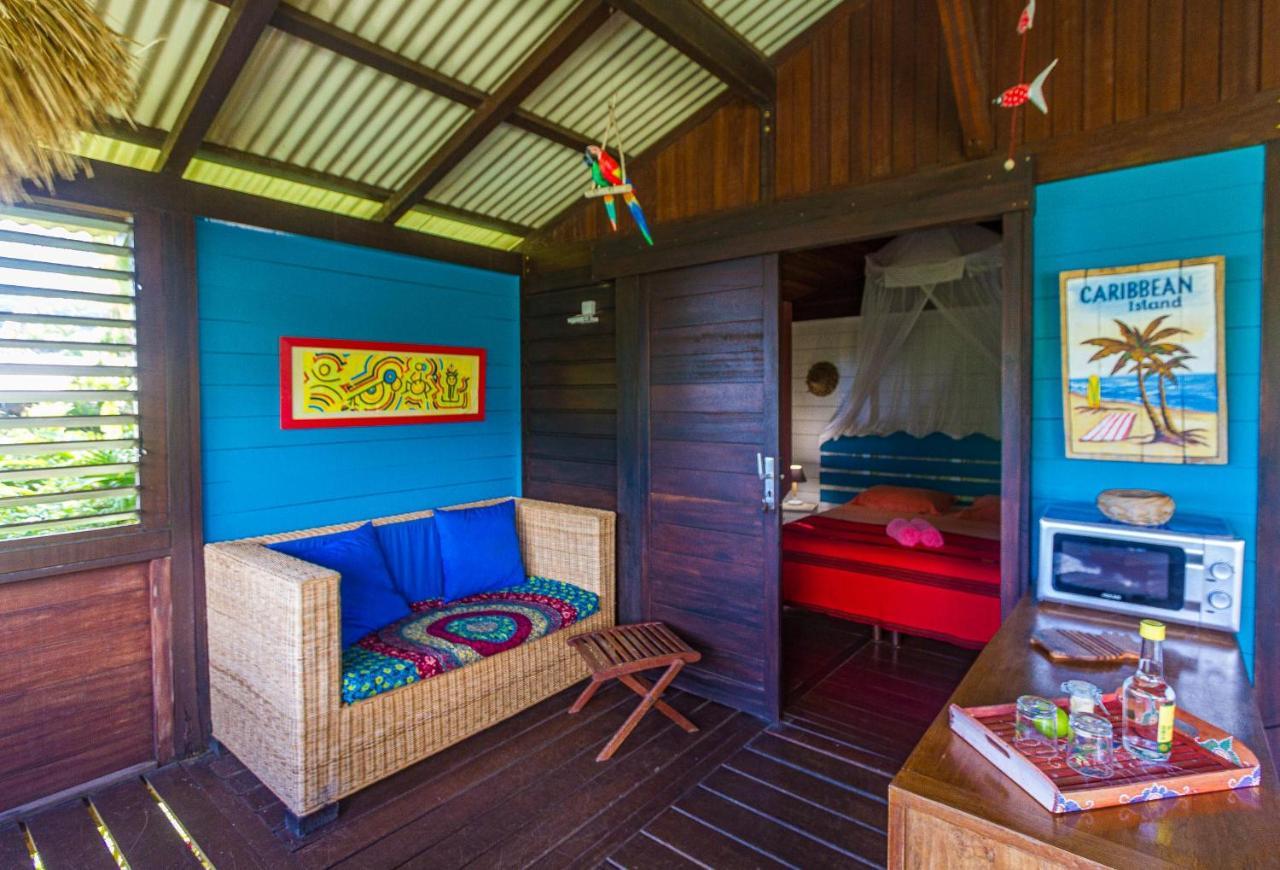 Piton Bungalows Ecolodges Deshaies Exterior photo