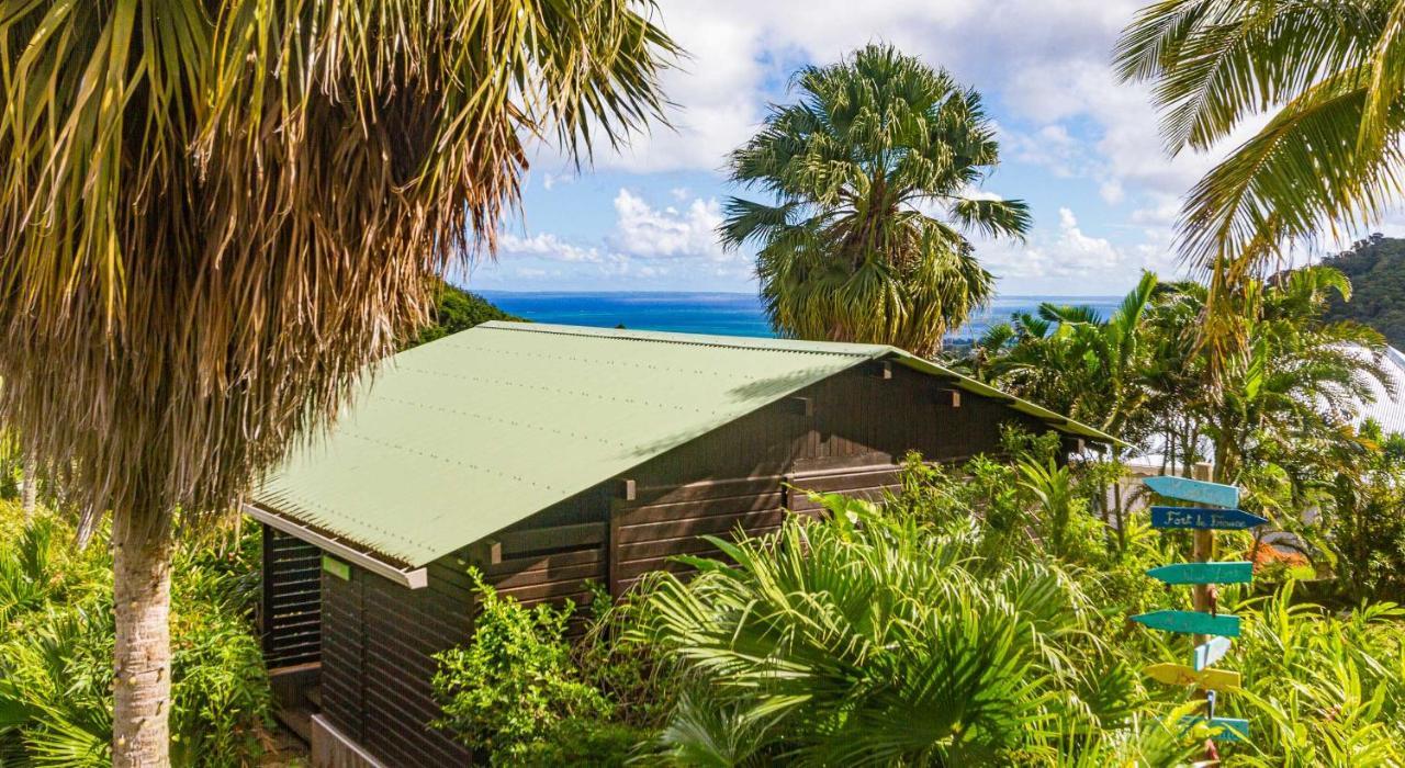 Piton Bungalows Ecolodges Deshaies Exterior photo