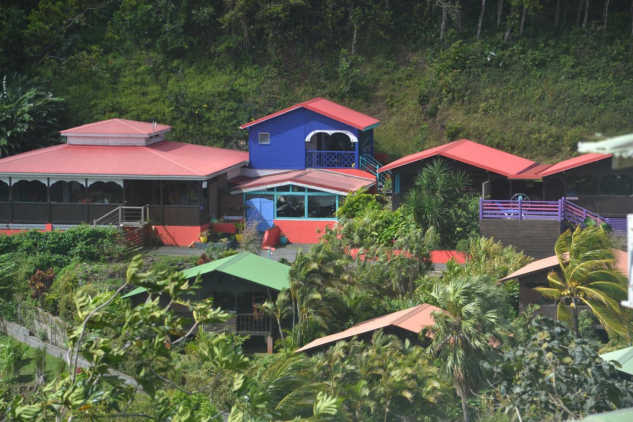 Piton Bungalows Ecolodges Deshaies Exterior photo